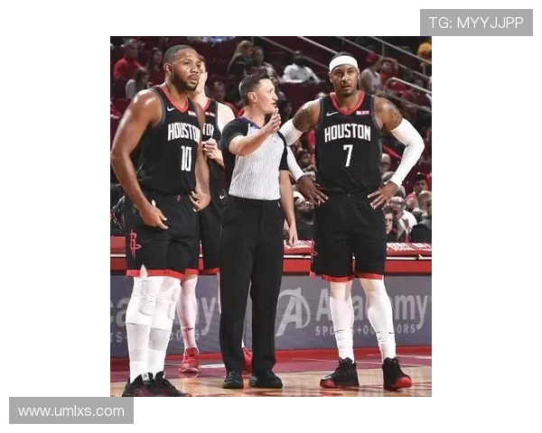 墨尔本联队迎战快船球队精彩对决引发球迷热议