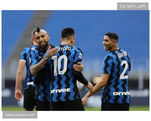 南京足球队以53分领跑世界锦标赛积分榜展现强劲实力